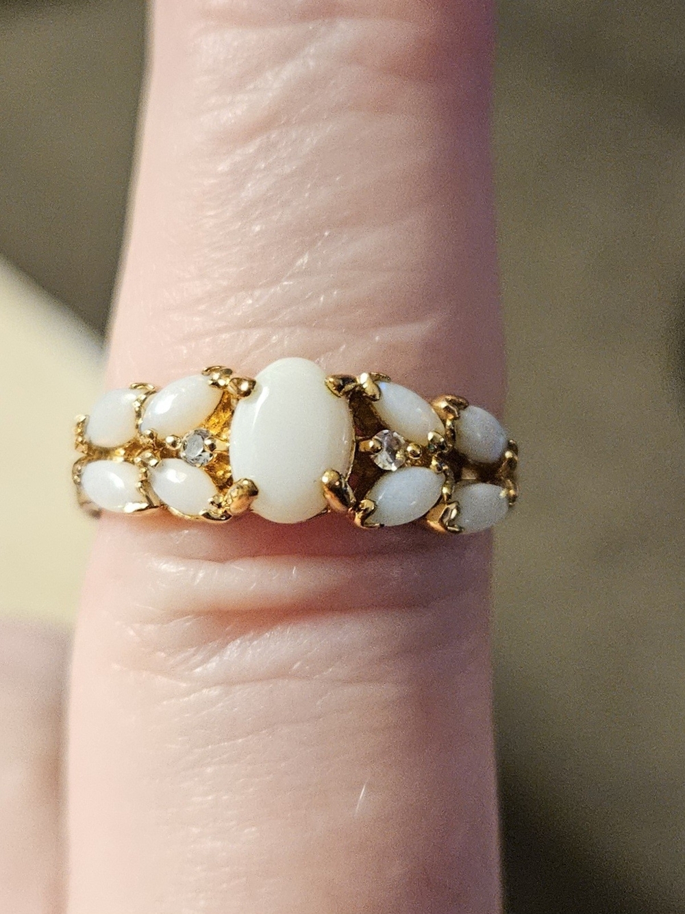 Gold Plated White Stone And Diamond Cluster Ring. Size 8